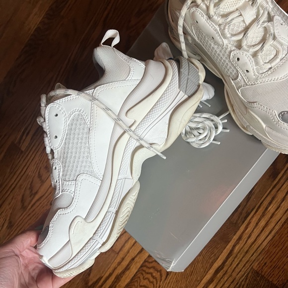 Balenciaga Triple S Sneakers - Picture 6 of 11